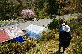 Abe_Otaki_188_04072023 - Julie and Tahia descending towards our parked car to end our excursion for the Abe Otaki Waterfall