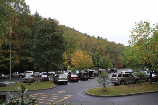 Anna_Ruby_Falls_002_20121014 - The parking lot for the Anna Ruby Falls Recreational Area