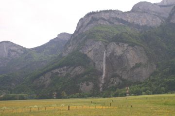 Cascade d'Arpenaz was a pretty easy and straightforward waterfall for us to see and visit as it was easily seen off the A40 autoroute. It was certainly one of...
