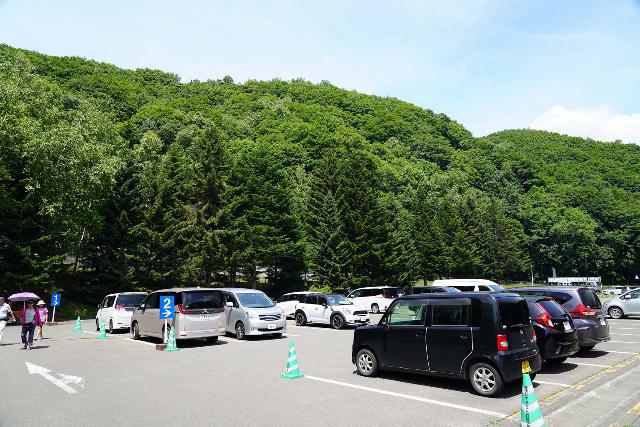 Ashiribetsu_001_07132023 - The car park for the Ashiribetsu Falls in the Takino Suzuran Hillside Park