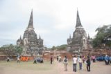 Ayutthaya_048_12252008 - Very busy at Wat Phra Si Sanphet