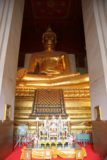 Ayutthaya_101_12252008 - The inddoor Buddha