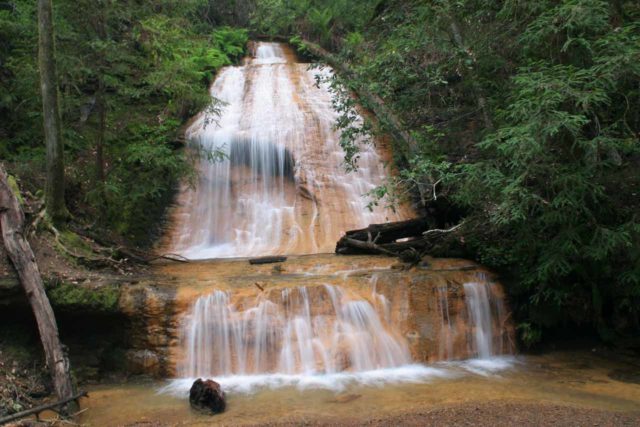 Big_Basin_214_04102010 - A Berry Creek vízesés mellett a kirándulást ki lehetett terjeszteni a Golden Falls és a West Berry Creek más vízeséseinek megismerésére is