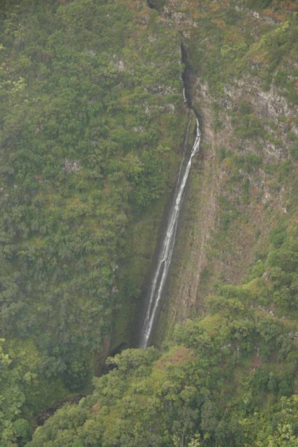 Blue_Hawaiian_Maui_Heli_069_02252007 - Aerial view of Hipuapua Falls