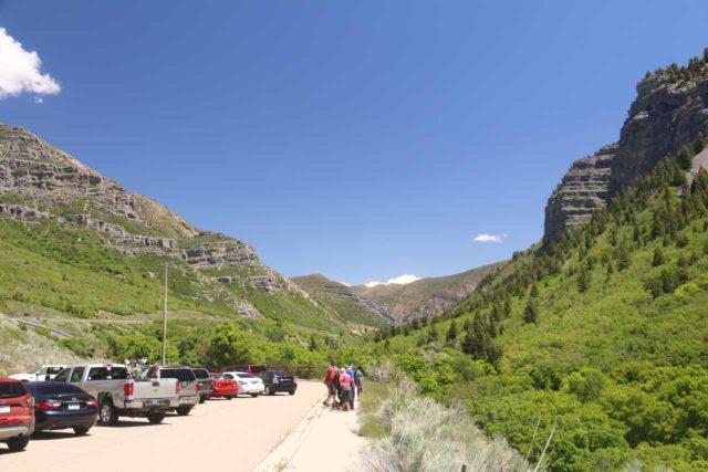 Bridal_Veil_Falls_Provo_063_05282017 - The parking area for the scenic lookout of the Bridal Veil Falls in Provo Canyon