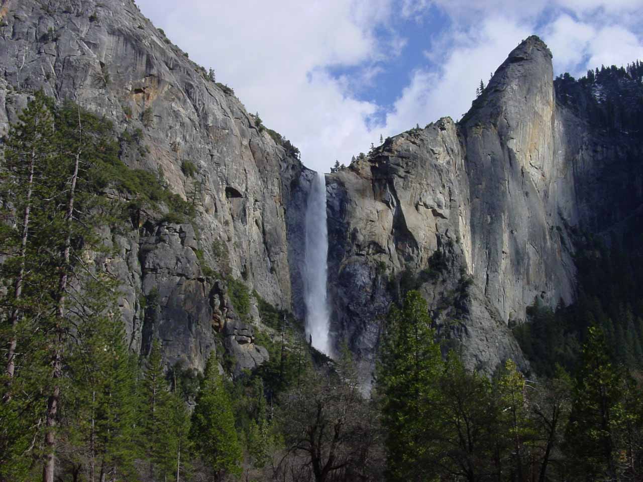 Bridalveil Fall Learn Every Way To See This Yosemite Icon