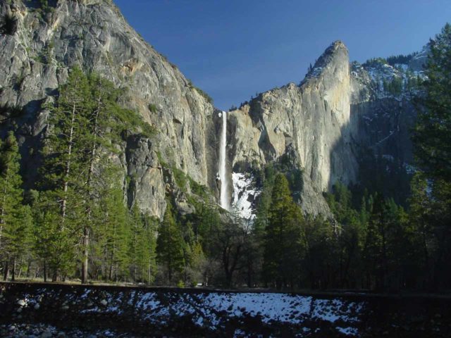 Bridalveil_Fall_006_02252006 - Bridalveil Fall from across the Merced River