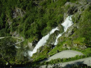 Kleivafossen was basically my waterfalling excuse to talk about our memorable out-and-back hike up to the terminus of the Briksdal Glacier (Briksdalsbreen).  The falls was actually around the...