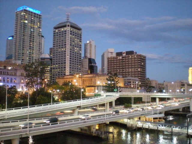 Brisbane_031_jx_05112008 - A short distance north of Surfer's Paradise was the city of Brisbane, which was has an attractive CBD featuring walks along the river taking in the city's skyline