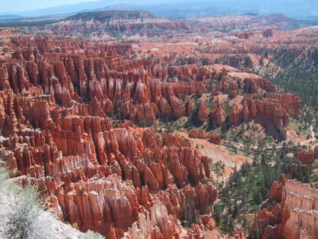 Bryce_Canyon_037_06182001 - Further to the east of Cedar Mountain was Bryce Canyon National Park, which featured many hoodoos of several different red, pink, and white colors