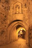 Carcassonne_101_20120514 - going through the main entrance