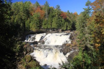 The Chutes de Plaisance (also known as Sault-de-la-Chaudiere; not to be confused with Les Chutes de la Chaudiere near Quebec City) was a wide and powerful series of cascades tumbling within a...