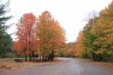 Chutes_de_Sainte-Ursule_001_10072013 - The car park for the Chutes de Sainte-Ursule with lots of gorgeous Autumn colors