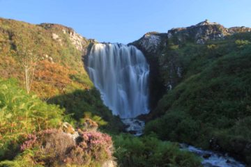 The Clashnessie Waterfall was our waterfalling reason to take the deceptively long (and dangerous) out-and-back detour from the Loch Assynt vicinity towards the tranquil town and bay of Clashnessie...