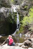 Cooper_Canyon_Falls_149_05012016 - Closer look at Julie and Tahia enjoying a picnic before Cooper Canyon Falls