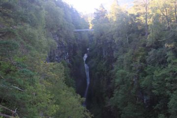 The Falls of Measach was the 46m waterfall at the head of the mile-long box canyon known as the Corrieshalloch Gorge. In addition to being my waterfalling excuse to explore the deep Corrieshalloch...