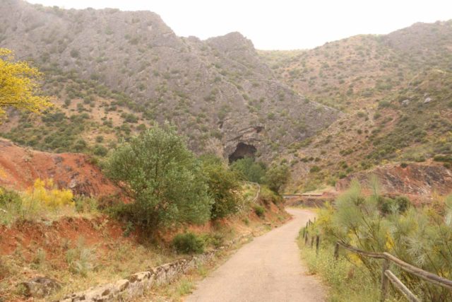Cueva_del_Gato_008_05242015 - Descending a ramp as we headed towards the mouth of the Cueva del Gato