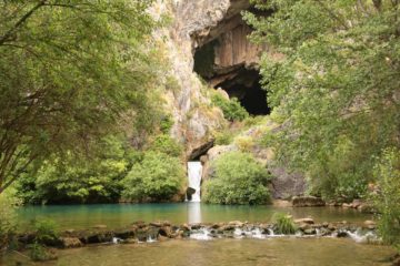 The Cascada de Cueva del Gato was an interesting waterfall that originated from a stream spilling out of the mouth of the Cueva del Gato (Cat Cave).  I thought of this as our waterfalling excuse...