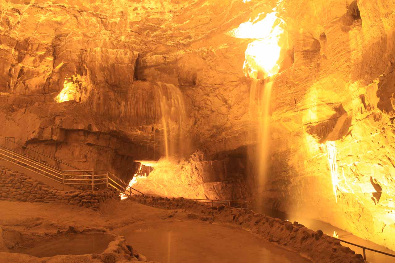 Dan-yr-Ogof Showcaves Waterfalls