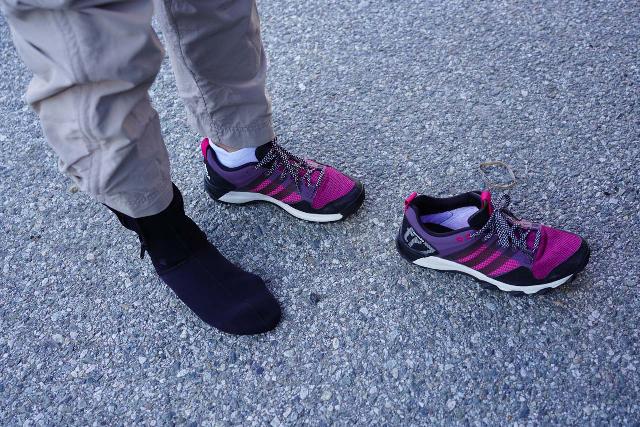 Mom trying out trail running shoes for the wet Bridge to Nowhere hike, except the neoprene socks didn't do well with the tight fit