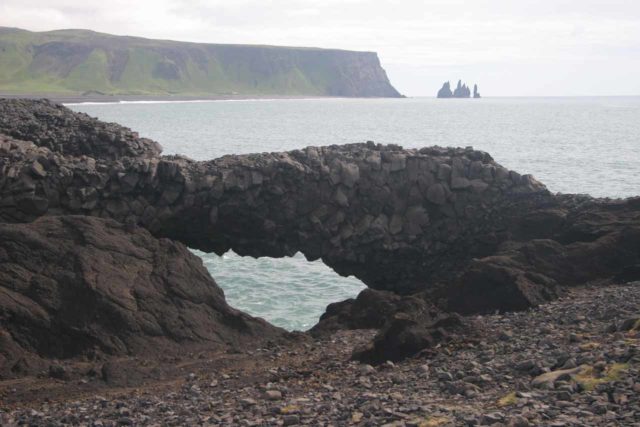 Dyrlohaey_050_07052007 - Strange sea arches and lava arches at Dyrhólaey