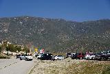 Etiwanda_Falls_010_02272021-Acercarse al 'desbordamiento'aparente espacio de estacionamiento, pero la política de Rancho Cucamonga terminó emitiendo boletos para todos estos vehículos durante nuestra visita de finales de febrero de 2021