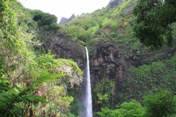 Cascade de Fachoda (or the Fautaua Waterfall since it's in Fautaua Valley) has to be one of the more spectacular waterfalls I've been fortunate enough to sample in Tahiti. The reason why I say......