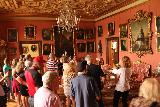 Frederiksborgslot_199_07272019 - Another room full of people gathered around a tour guide within the Frederiksborg Castle