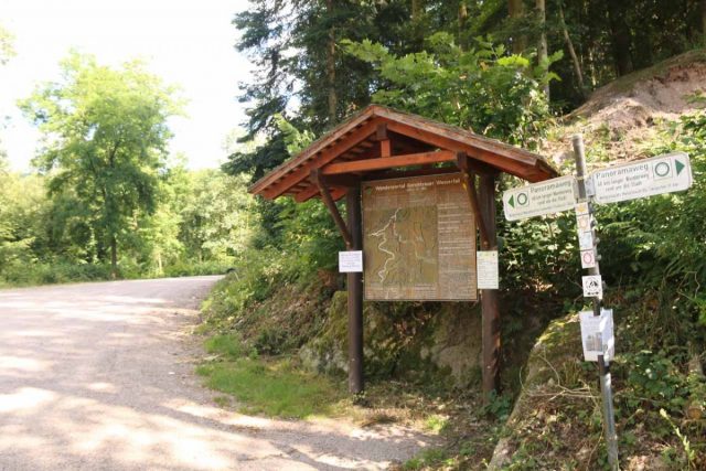 Geroldsau_Waterfall_005_06222018 - Unlike the closest pullout and parking area for the Geroldsauer Waterfall, the Waldparkplatz actually had a signpost like this for the Panoramaweg, and since it was along the busier B500, we very easily could have started from here for a much longer excursion than what we ended up doing