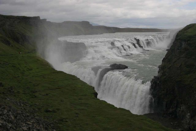 Gullfoss_005_06222007 - This is the view of Gullfoss from the lower car park
