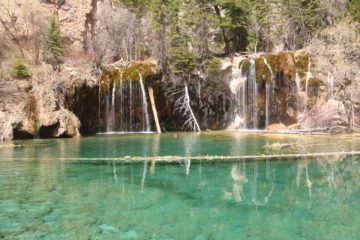 Few waterfalls could take your breath away, but the Bridal Veil Falls at Hanging Lake pretty much did just that - both literally and figuratively.  The picture you see at the top of this page only...
