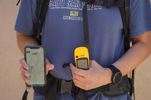 The three types of GPS devices for hiking that I'm taking a closer look at for this article