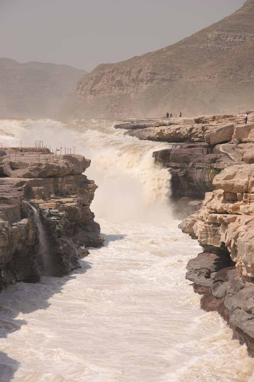 Hukou Waterfall - The Yellow River's Largest Waterfall