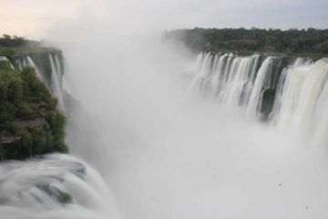 No matter how you spell or say Iguazu Falls, it is indeed a crazy waterfall. How crazy, you might ask? Consider a network of 275 different waterfalls spanning an area 3km wide...