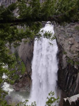 Illilouette_Fall_004_06012002