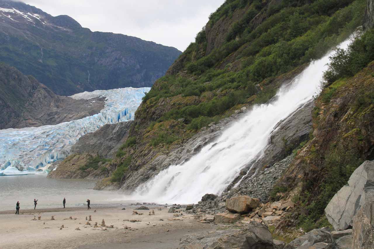 Nugget Falls The Waterfall By The Glacier Mendenhall Nugget Falls The Waterfall By The Glacier Mendenhall