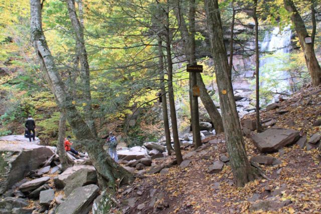 Kaaterskill_Falls_033_10102013