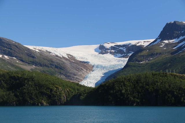 Kystriksveien_285_07082019 - Although the Svartisen Glacier was accessible from the east side of its icefield (past the Gronligrotta), we found the Engabreen arm of Svartisen to be the most attractive part of it, and that was on the glacier's west side as seen from the Kystriksveien