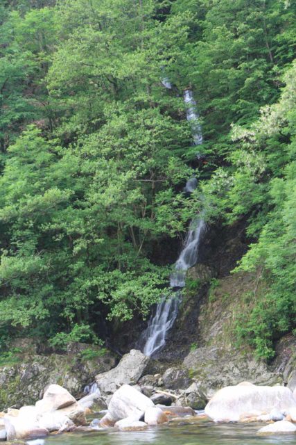 LOrrido_di_SantAnna_033_20130604 - The waterfall at L'Orrido di Sant'Anna