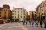 Leon_131_06122015 - Checking out the plaza in front of the Catedral de Santa Maria de Leon