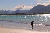 Lofoten_488_07032019 - Tahia dipping her feet in the water at Ramberg Beach
