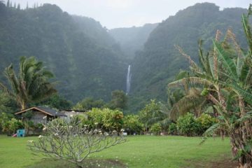 Waikani Falls sits further downstream from the more famous 