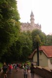 Ludwigs_Castles_182_06252018 - A contextual look at the busy roadway fronting the Schloss Neuschwanstein