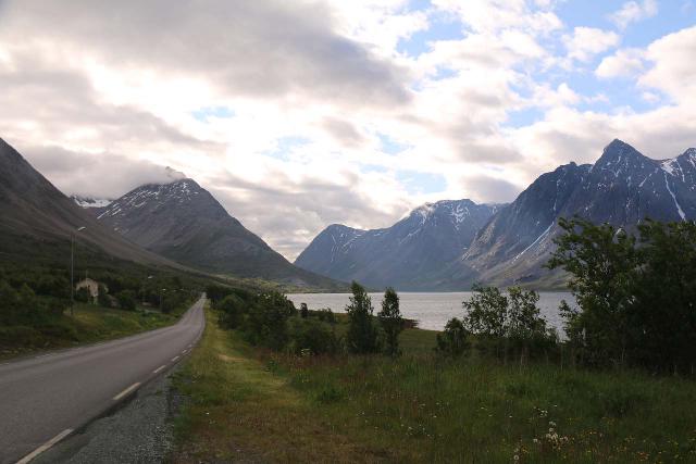 Lyngen_Alps_035_07042019 - The scenic drive between Svensby and Lyngseidet along the Fv91