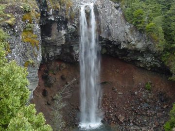 Mangawhero Falls was a waterfall that Julie and I were made aware of during our pre-trip planning to New Zealand when we were watching some of the DVD extras in the The Lord of the Rings...