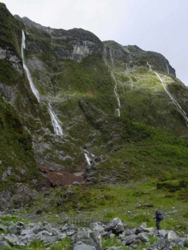 Milford_Track_day3_021_11282004