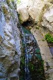Millard_Falls_046_06092020 - More direct look at the top of Millard Falls with the boulder wedged at its brink