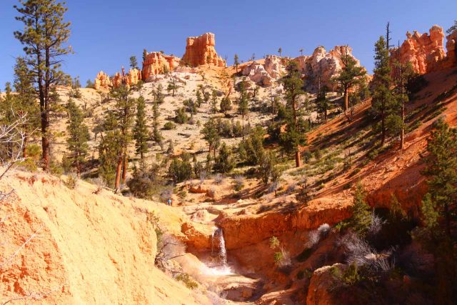 Mossy_Cave_18_060_04032018 - Mossy Cave Waterfall and hoodoos