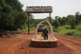Murchison_Falls_002_06142008 - Chimp statue at the gate of Murchison Falls