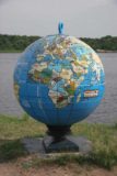 Murchison_Falls_188_06142008 - Globe by the Nile River Ferry